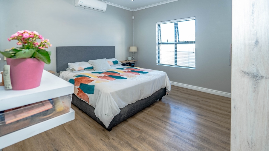 3 Bedroom Property for Sale in Brackenfell South Western Cape
